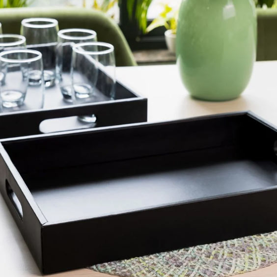 Trays & Plates