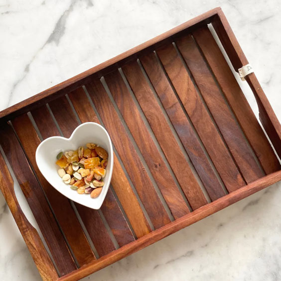 Trays & Plates