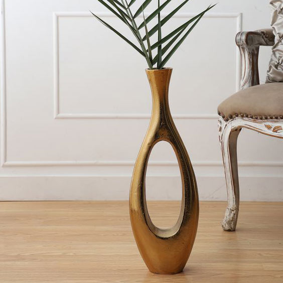 Vases & Lanterns